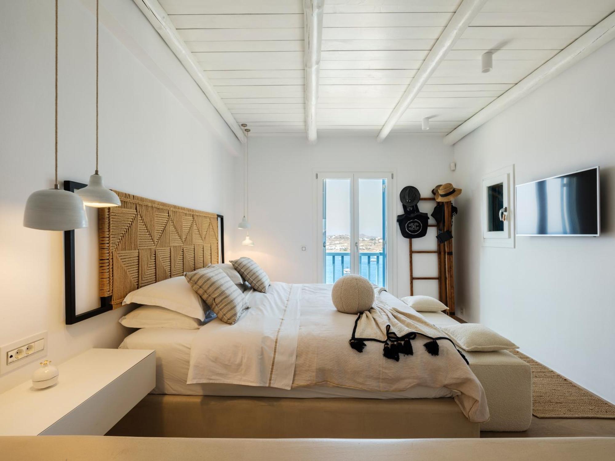 V&V Guest House - Luxury Suites Ornos  Exteriér fotografie