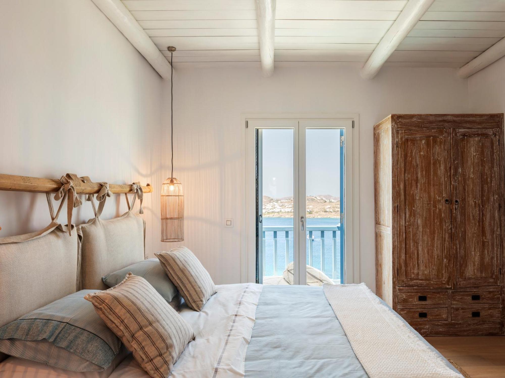 V&V Guest House - Luxury Suites Ornos  Exteriér fotografie