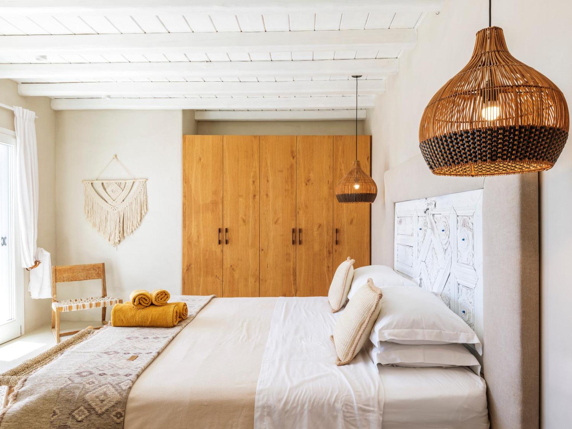 V&V Guest House - Luxury Suites Ornos  Exteriér fotografie