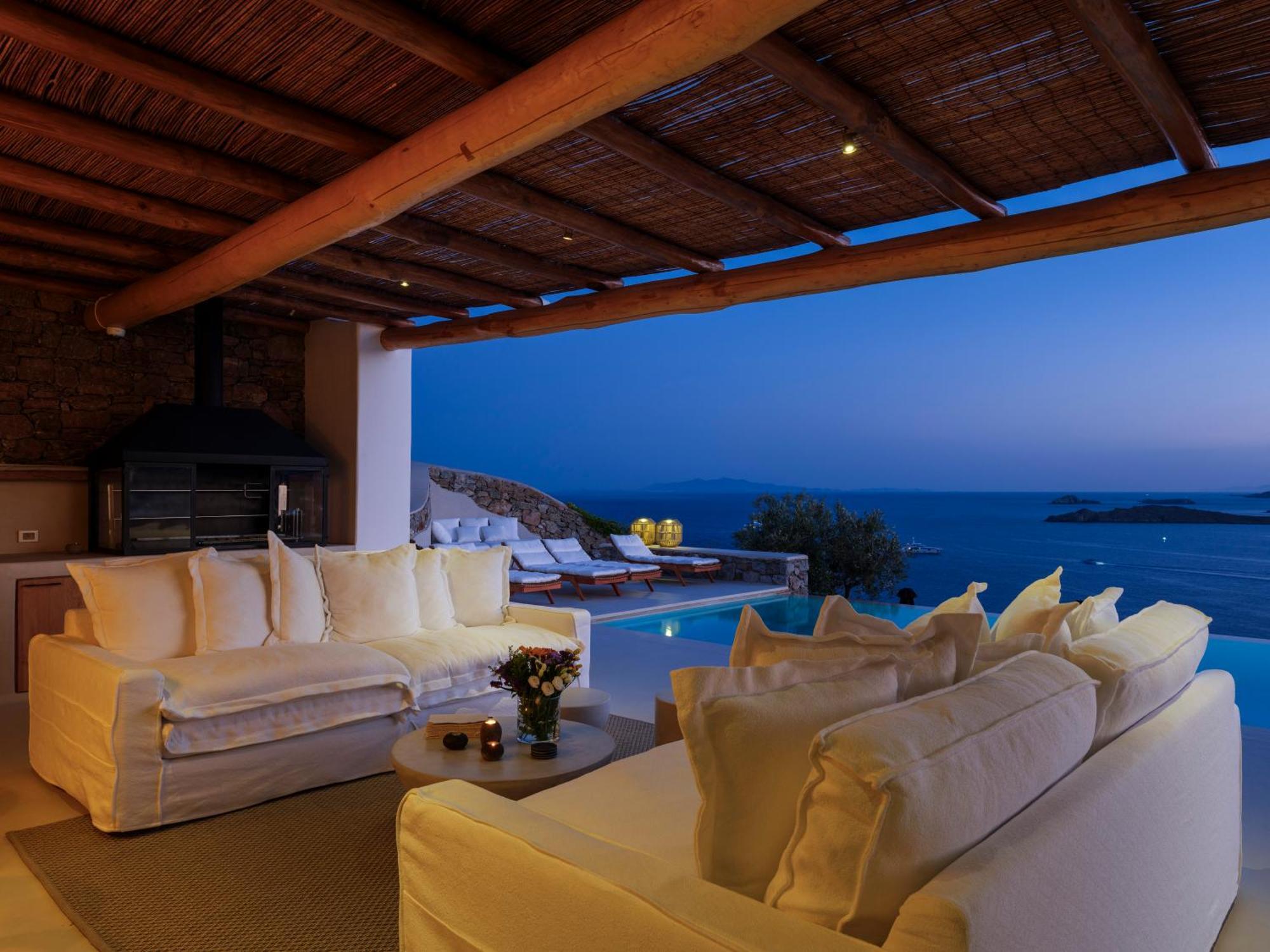 V&V Guest House - Luxury Suites Ornos  Exteriér fotografie