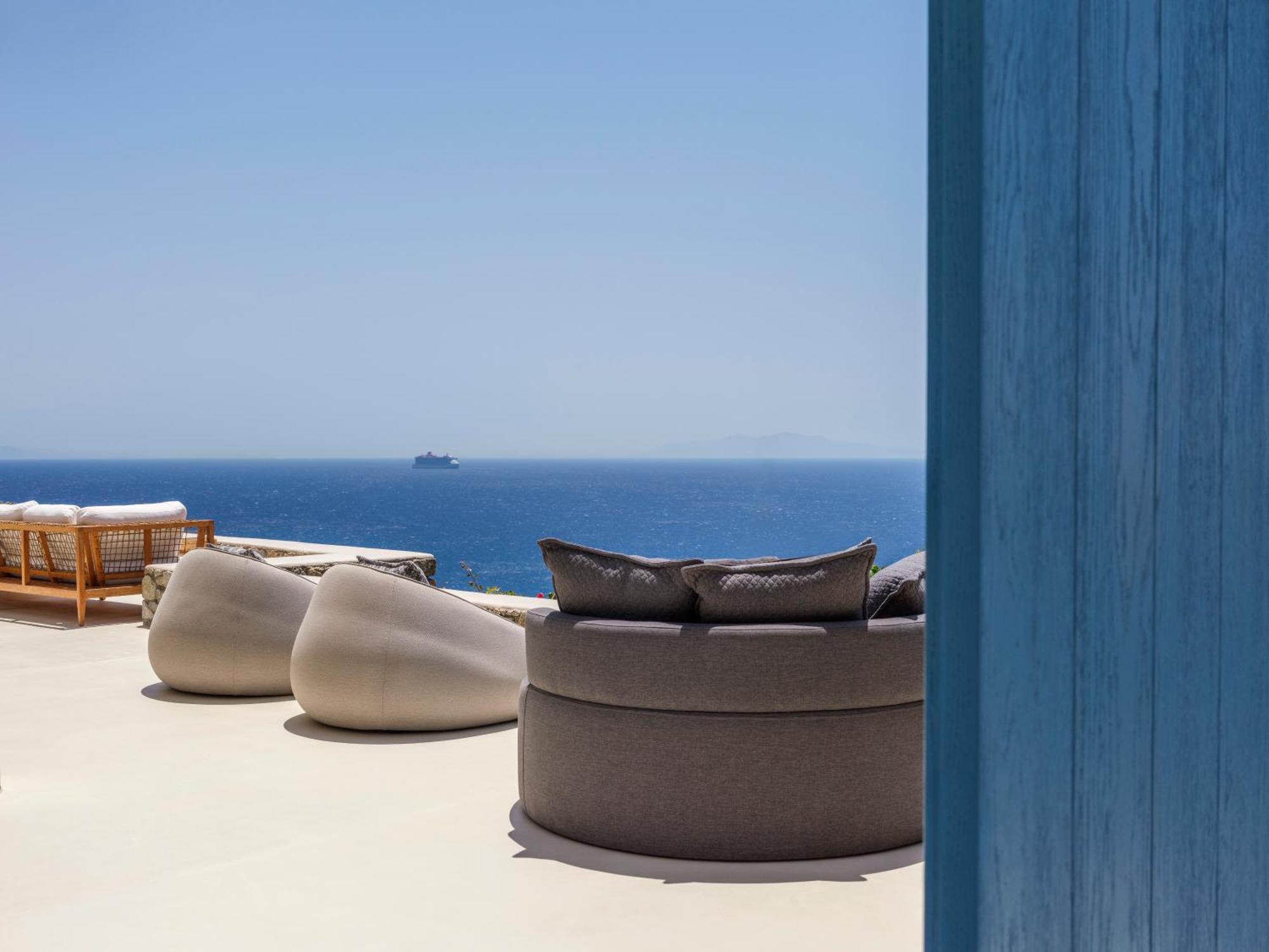 V&V Guest House - Luxury Suites Ornos  Exteriér fotografie